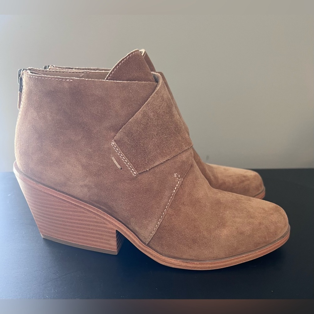 Eileen Fisher Trail Brown Suede Ankle Bootie NWOT